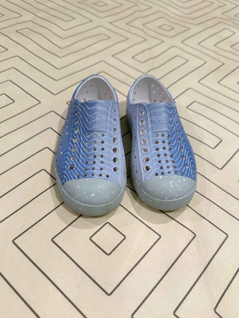 Natives Blue Pattern Jeffersons